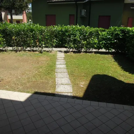 Villaggio Azzurro 比比翁