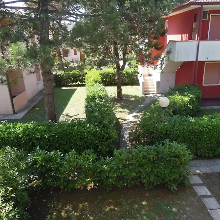 公寓 Villaggio Azzurro 比比翁